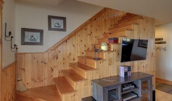 23 Mud Pt S, Alburgh, VT 05440