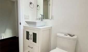 204 Hillside Ave, Bergenfield, NJ 07621