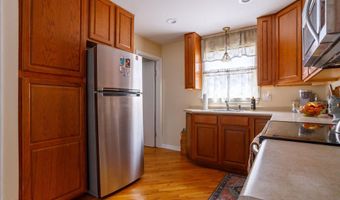 209 Whitehall Rd, Albany, NY 12209