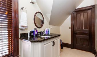 326 E 7TH St, Anniston, AL 36207