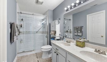 1312 Summerhouse Dr, Indianapolis, IN 46217