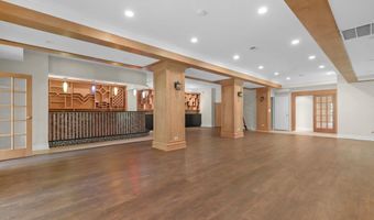 1 PINEY MEETINGHOUSE Ct, Potomac, MD 20854