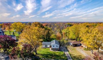 830 S Parkview Dr, Aurora, OH 44202