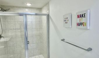 2775 NE 187th St 322, Aventura, FL 33180