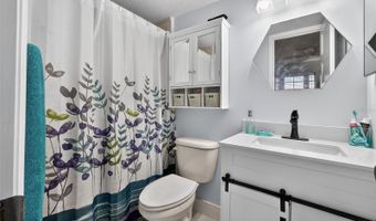 1640 JUNO Trl 102A, Astor, FL 32102