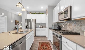 9470 Tobin Cir, Avon, IN 46123