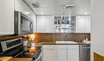 25 Water St 205, East Greenwich, RI 02818