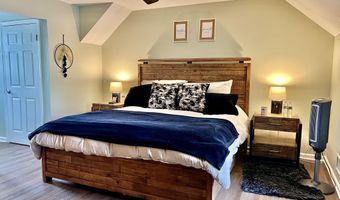 14 Hemlock Ln, Bayville, NJ 08721