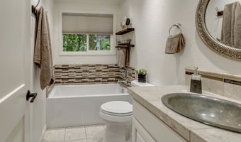 7230 SW SORRENTO Rd, Beaverton, OR 97008