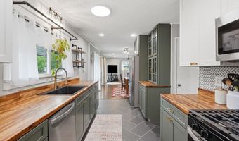 234 Shawnee Dr, Bedford, IN 47421