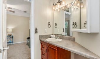 1190 Blackberry Cir, Baker, FL 32531