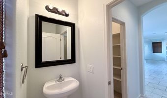 1289 E Iris Dr, Chandler, AZ 85286