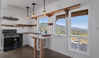 3152 Siskiyou Blvd, Ashland, OR 97520