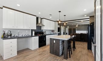37 Private Dr 1034B, Alcalde, NM 87511