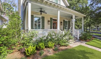 2 Tomlow Trce, Beaufort, SC 29906