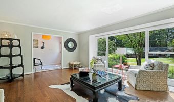 6334 Fair Valley Dr, Charlotte, NC 28226