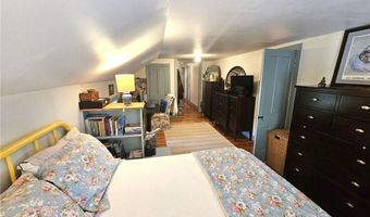 187 Dye Hill Rd, Hopkinton, RI 02832