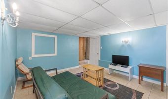 167 Central St, Lincoln, RI 02838