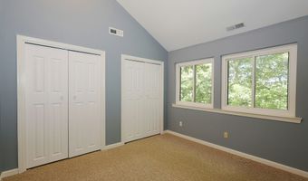 54 Idlewood 54, Bethel, CT 06801