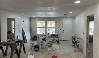 207 NE 2nd St, Adair, OK 74330