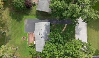 177 Wildwood Pkwy, Ballwin, MO 63011
