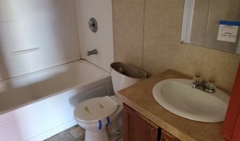 754 Kayroe Rd, Adkins, TX 78101