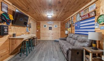 357 Paul Bunyan Rd, Brighton, VT 05846