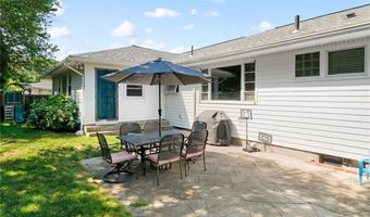 30 Oak Grove Blvd, North Providence, RI 02911