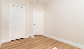331 Centre St 2a, Boston, MA 02130