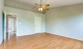 43709 CLEMENS Ter, Ashburn, VA 20147