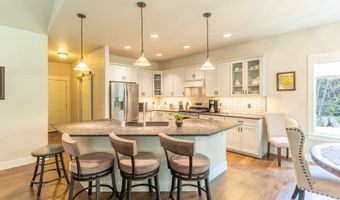 13831 Great Bear Loop, Bigfork, MT 59911