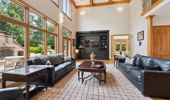 1653 Chapel Ridge Ln, Adams Twp., PA 16046