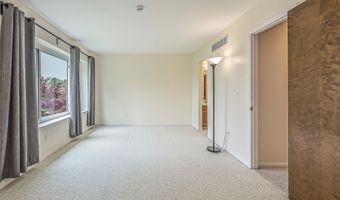 2503 Meade Ct, Ann Arbor, MI 48105