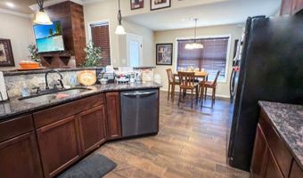 200 Honeysuckle St, Alma, AR 72921