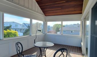 128 30th St, Avalon, NJ 08202