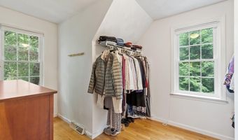 8 Whitney Ln, Boxborough, MA 01719