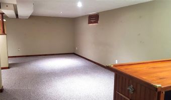 11 Red Robin Rd, Cranston, RI 02920