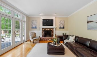 252 Sawyer Rd, Bolton, MA 01740