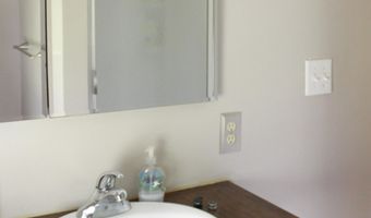 117 Blackstrap Rd, Falmouth, ME 04105