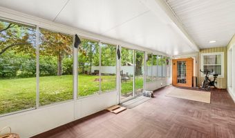 1331 E Oregon Rd, Adrian, MI 49221