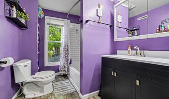 707 N Republic Ave, Alma, MI 48801