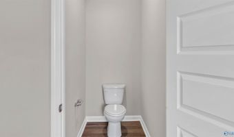 23285 Worchester Ln, Athens, AL 35613