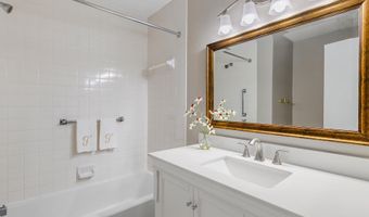911 BREAKWATER Dr, Annapolis, MD 21403