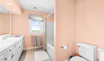 1328 Cooneymus Rd, Block Island, RI 02807