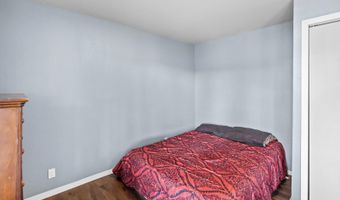 1304 S Adams Ave, Aurora, MO 65605