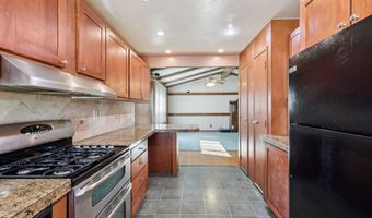 275 S Worthington St 14, Spring Valley, CA 91977