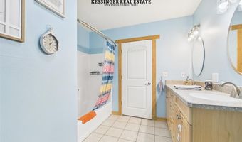 53 E 3rd St N, Cowley, WY 82420