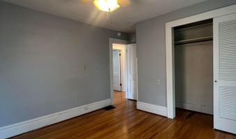 135 Morris Ave, Athens, OH 45701