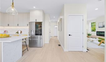 27 SOAR Way, Newport, RI 02840