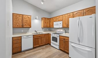 5342 140th Ave NW, Anoka, MN 55303